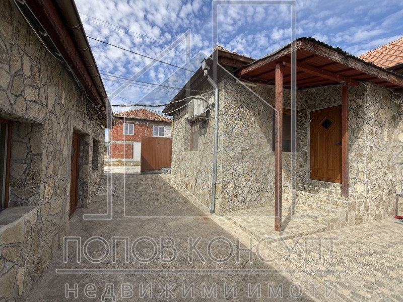 Eladó  Ház régió Plovdiv , Dalbok izvor , 230 négyzetméter | 76663776 - kép [3]