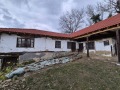 Продава КЪЩА, област Габрово, гр. Дряново • 55000 лв. / 28121.05 € • 46109708 3