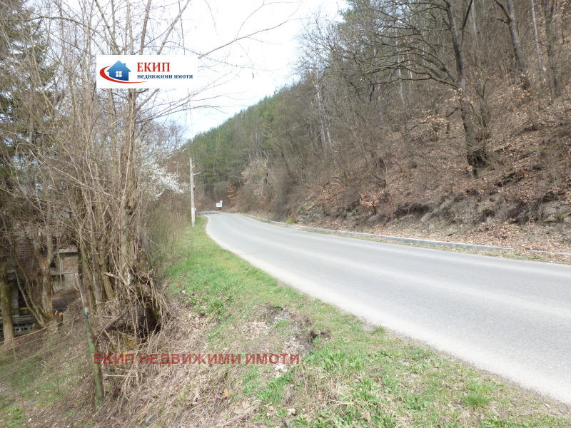 Продава КЪЩА в област София, гр. Своге - 128 кв.м / 73 000 € » 142 775.59 лв., ЕКИП НЕДВИЖИМИ ИМОТИ
