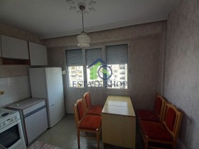 1 chambre Kyutchouk Parij, Plovdiv 3