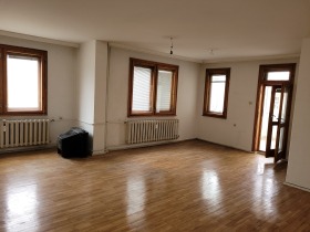 Продажба на тристайни апартаменти в град Плевен — страница 8 - изображение 7 