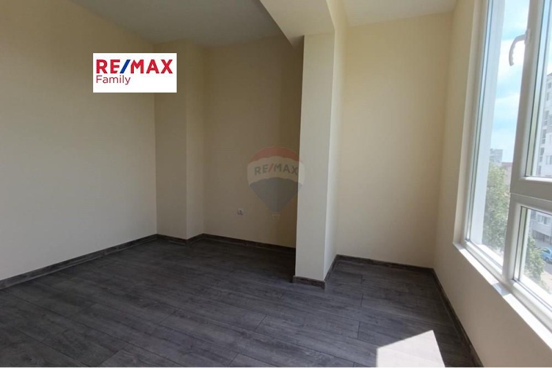 Продава  2-стаен град Варна , Трошево , 45 кв.м | 73785532 - изображение [8]