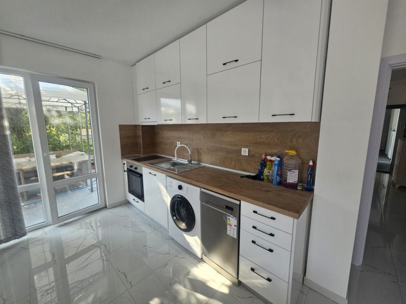 En venta  2 dormitorios Kardzhali , Veselchane , 100 metros cuadrados | 96368312
