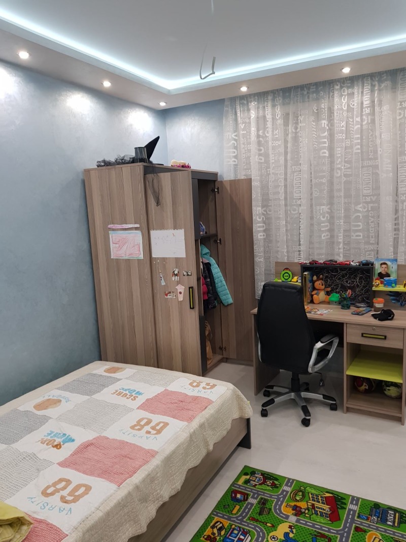 Продава МНОГОСТАЕН, гр. Бургас, Център, снимка 7 - Апартаменти - 52613117