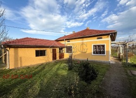 Продава  Къща, гр. Генерал Тошево