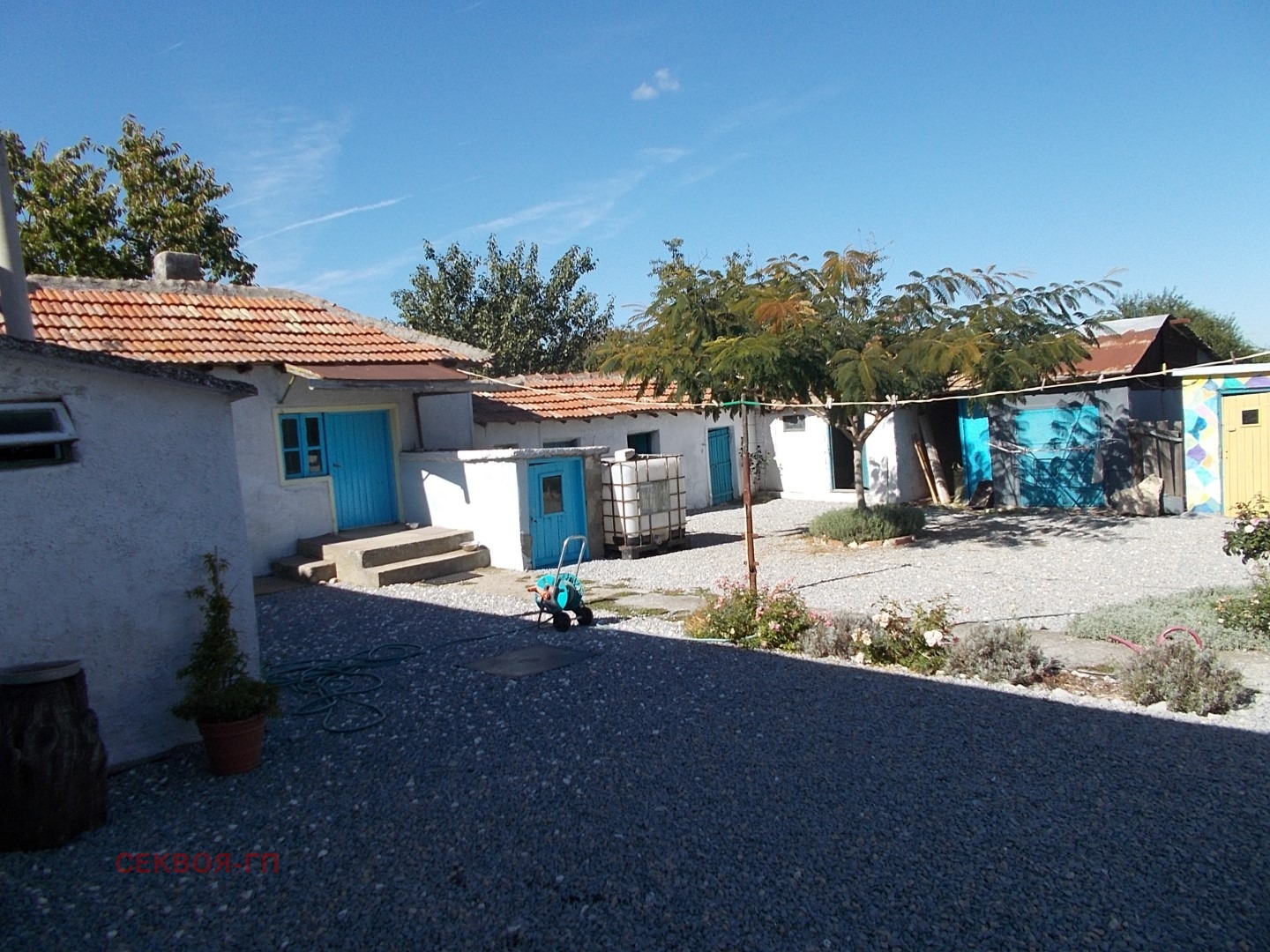 Продава КЪЩА, с. Змеево, област Добрич, снимка 17 - Къщи - 56323528