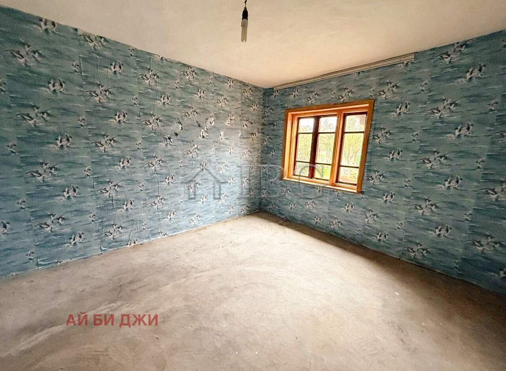 Продава КЪЩА, гр. Генерал Тошево, област Добрич, снимка 8 - Къщи - 56377709