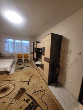 1 Schlafzimmer Storgozija, Plewen 12