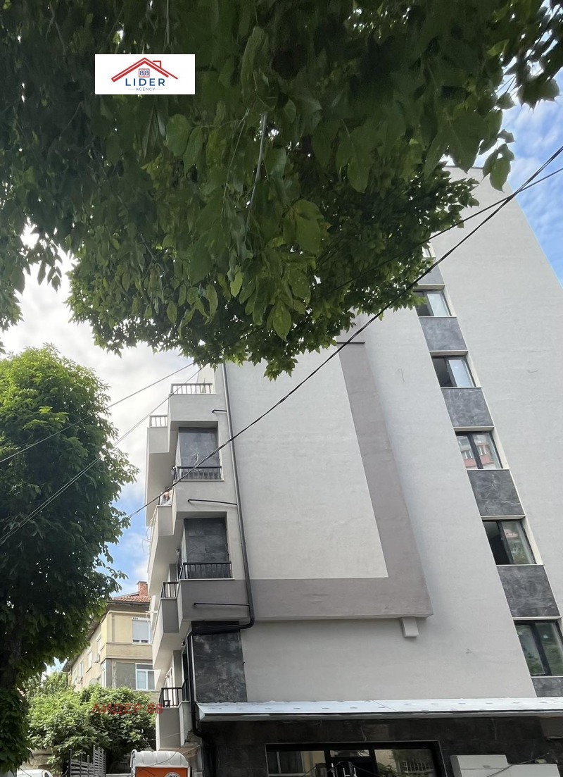 Продава  3-стаен град Плевен , Идеален център , 92 кв.м | 36486589 - изображение [3]