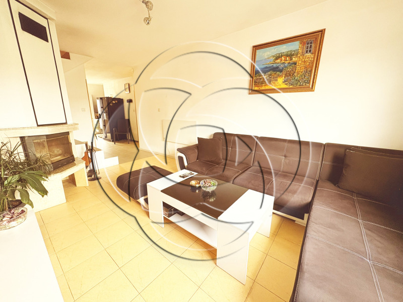Продава  Мезонет град София , Център , 141 кв.м | 73772606