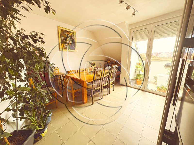 Продава  Мезонет град София , Център , 141 кв.м | 73772606 - изображение [2]