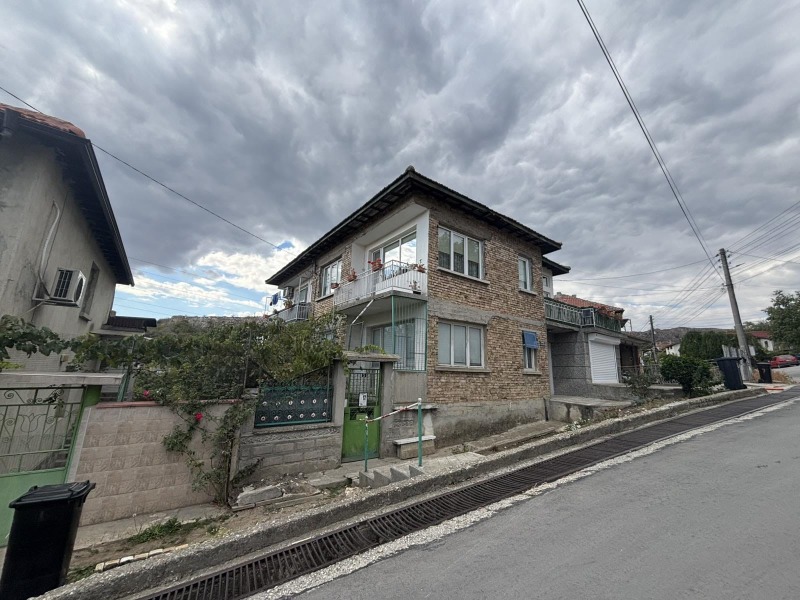 In vendita  Casa regione Varna , Beloslav , 139 mq | 12892394
