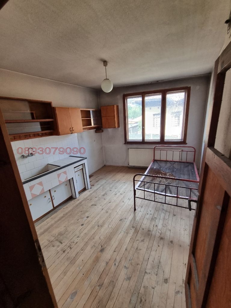 Продава КЪЩА, гр. Белица, област Благоевград, снимка 8 - Къщи - 54139584