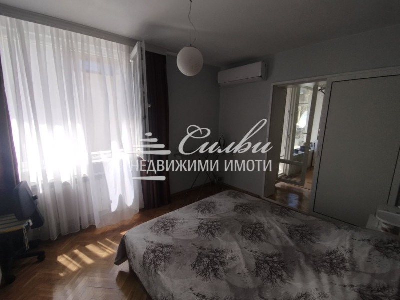 Продава  4-стаен град Шумен , Център , 118 кв.м | 48820397 - изображение [6]