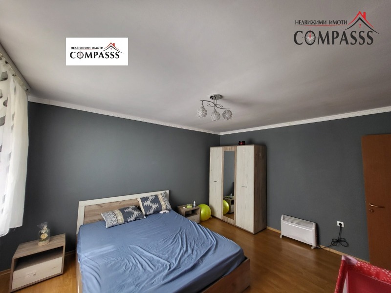 Продава КЪЩА, гр. Генерал Тошево, област Добрич, снимка 4 - Къщи - 53494291