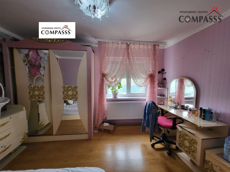 Продава КЪЩА, гр. Генерал Тошево, област Добрич, снимка 2 - Къщи - 53494291