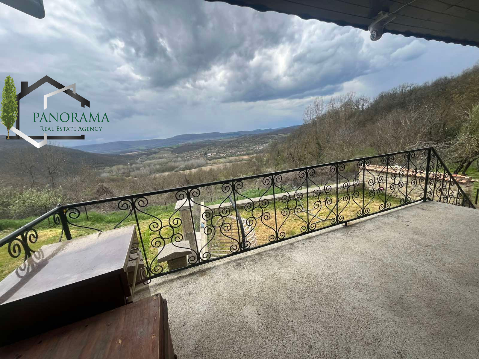 Продава КЪЩА, с. Черни връх, област Шумен, снимка 3 - Къщи - 54158717