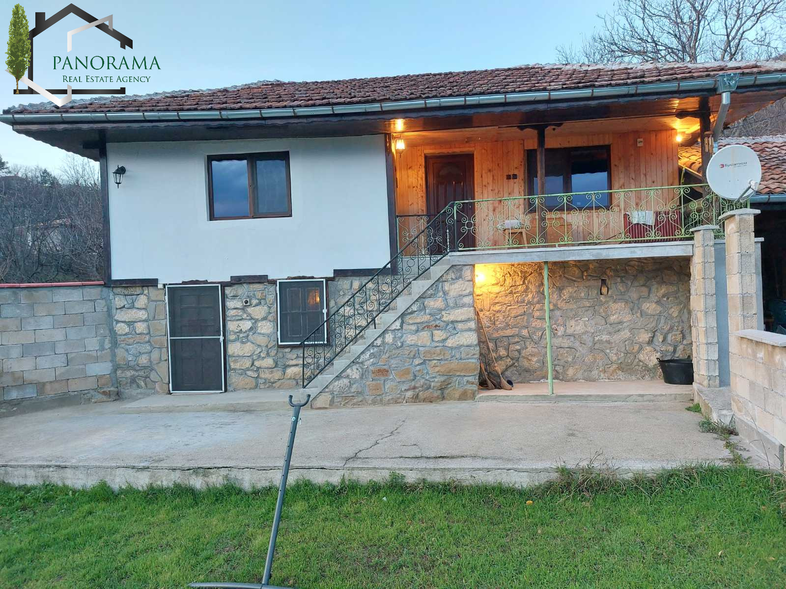 Продава КЪЩА, с. Черни връх, област Шумен, снимка 2 - Къщи - 54158717