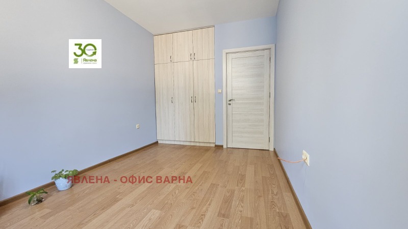 Продава 3-СТАЕН, гр. Варна, Бриз, снимка 3 - Aпартаменти - 48109437