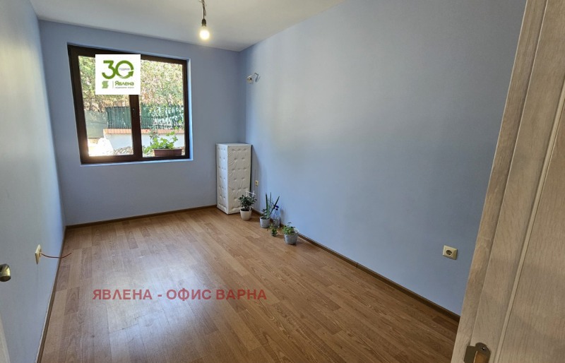 Продава 3-СТАЕН, гр. Варна, Бриз, снимка 2 - Aпартаменти - 48109437