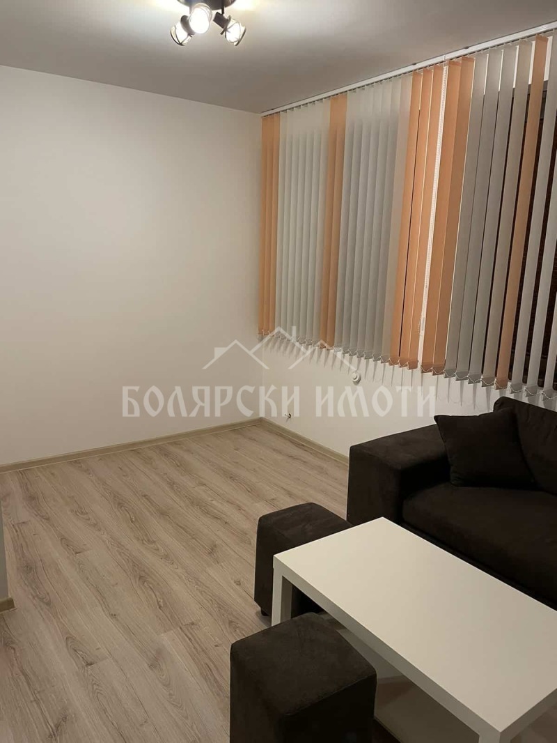 Продава 3-СТАЕН, гр. Велико Търново, Света гора, снимка 2 - Aпартаменти - 48332909