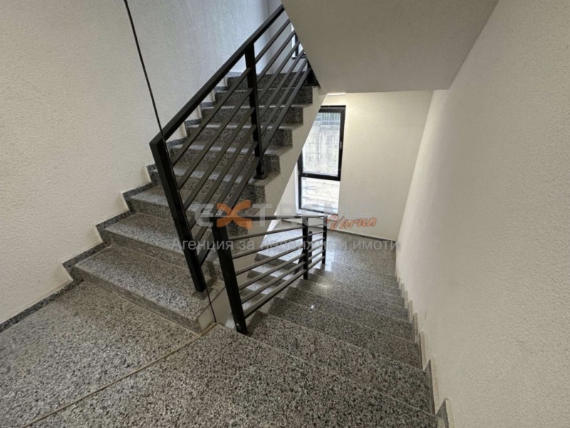Продава  3-стаен град Варна , Левски 1 , 120 кв.м | 13463133 - изображение [16]