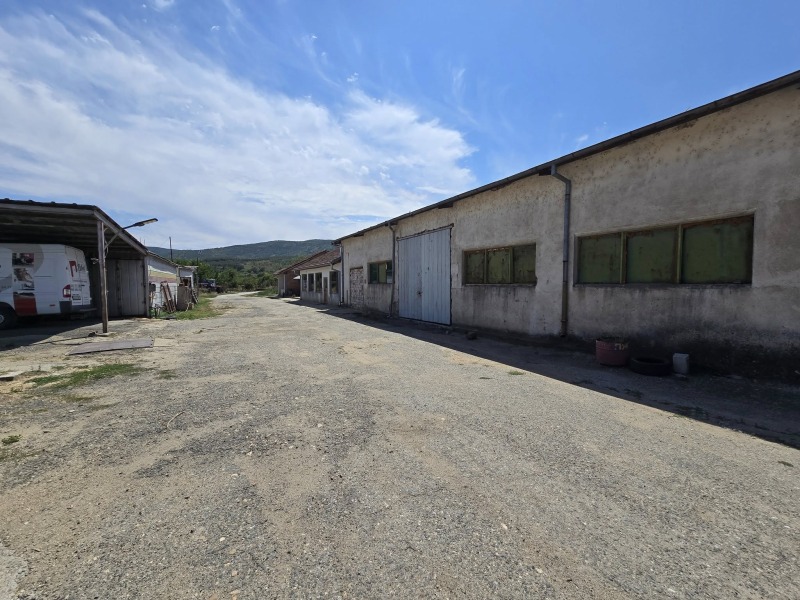 Til salg  Industribygning region Stara Zagora , Zimnitsa , 1666 kvm | 64939754 - billede [2]