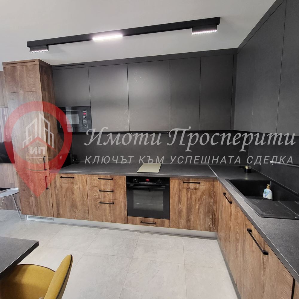 Продава 4-СТАЕН, гр. Перник, Изток, снимка 2 - Апартаменти - 54633314