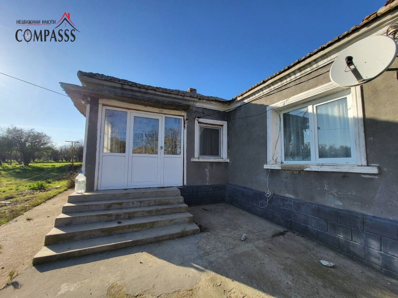Продава КЪЩА в област Добрич, с. Септемврийци - 95 кв.м / 24 030 € » 46 998.59 лв., КОМПАС 7