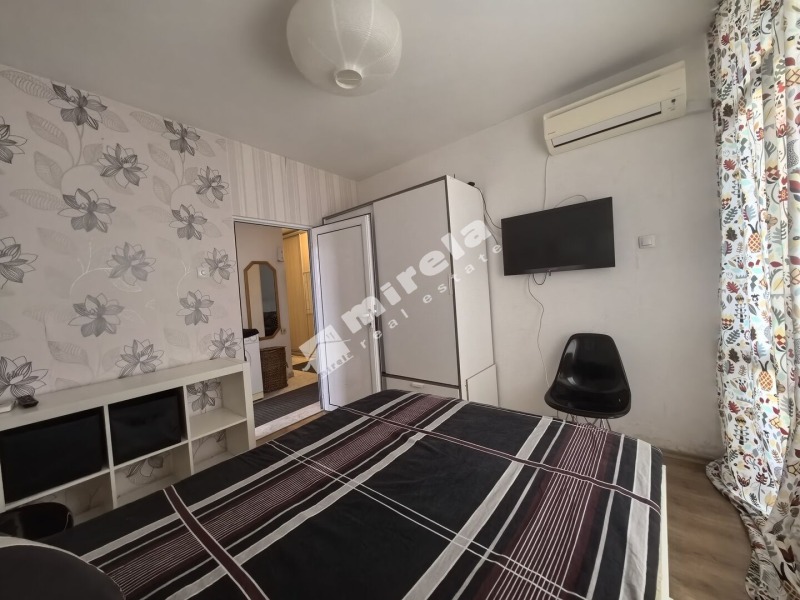 Till salu  1 sovrum Jambol , Centar , 64 kvm | 97137517 - bild [8]