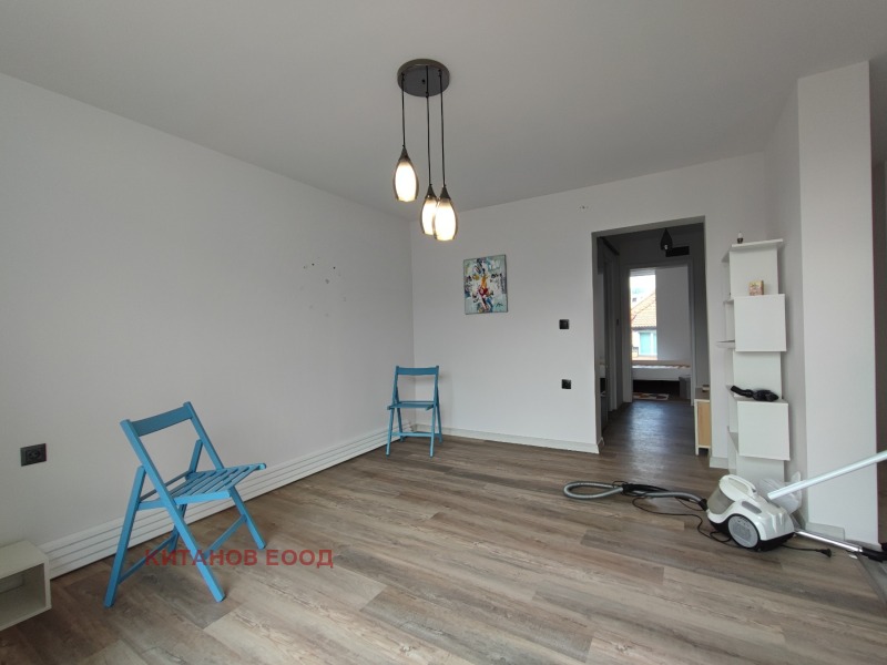 Продава 2-СТАЕН, гр. Благоевград, Идеален център, снимка 2 - Апартаменти - 52721124