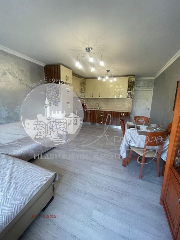 De vânzare  2 dormitoare Plovdiv , Comatevsci vâzel , 101 mp | 25093222