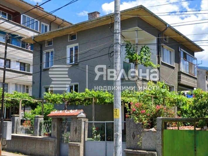 Продава  Етаж от къща област Пловдив , гр. Карлово , 108 кв.м | 48740166