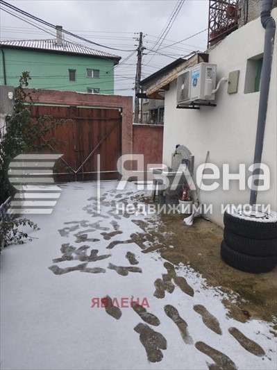 Продава ЕТАЖ ОТ КЪЩА, гр. Божурище, област София област, снимка 15 - Етаж от къща - 53688965