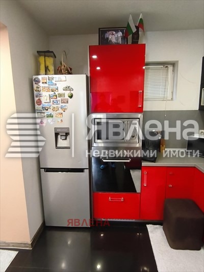 Продава ЕТАЖ ОТ КЪЩА, гр. Божурище, област София област, снимка 9 - Етаж от къща - 53688965