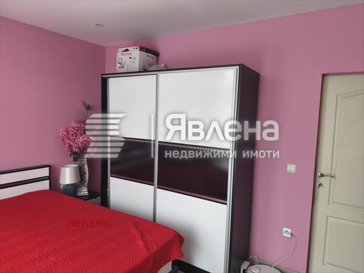 Продава ЕТАЖ ОТ КЪЩА, гр. Божурище, област София област, снимка 8 - Етаж от къща - 53688965