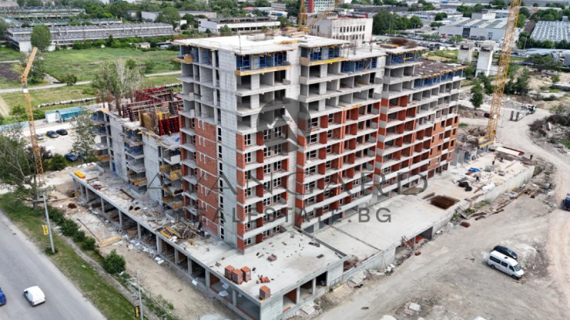 Продава  2-стаен, град Пловдив, Тракия •  101 859 EUR • ID 39254683 — holmes.bg - [1] 