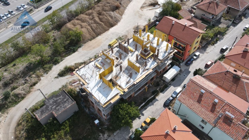 Продава  3-стаен град Плевен , Широк център , 91 кв.м | 14581655 - изображение [3]