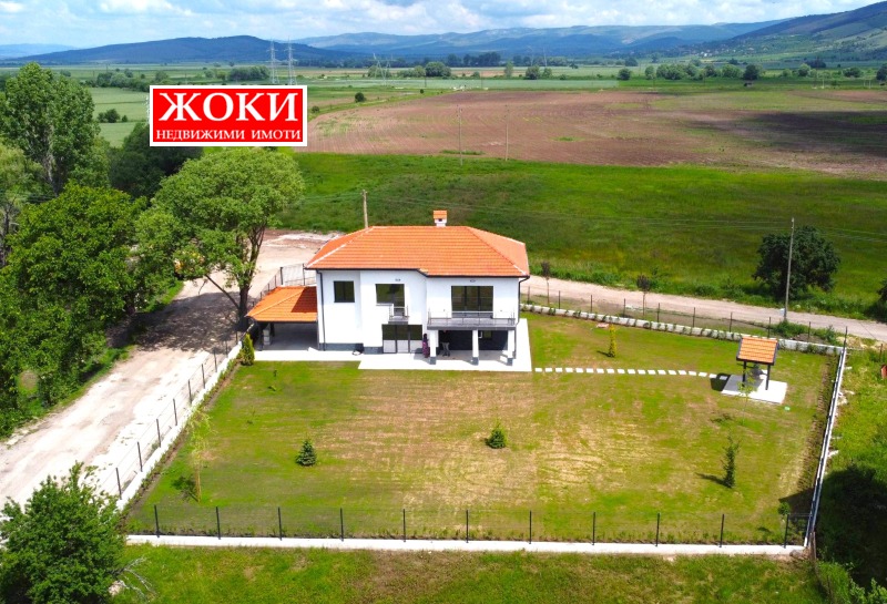 Na sprzedaż  Dom region Pernika , Galabnik , 160 mkw | 21435765 - obraz [2]