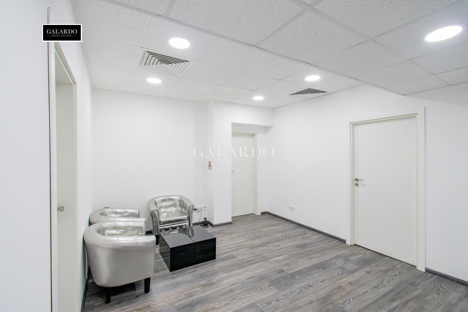 Продава 4-СТАЕН, гр. София, Център, снимка 14 - Апартаменти - 56208747