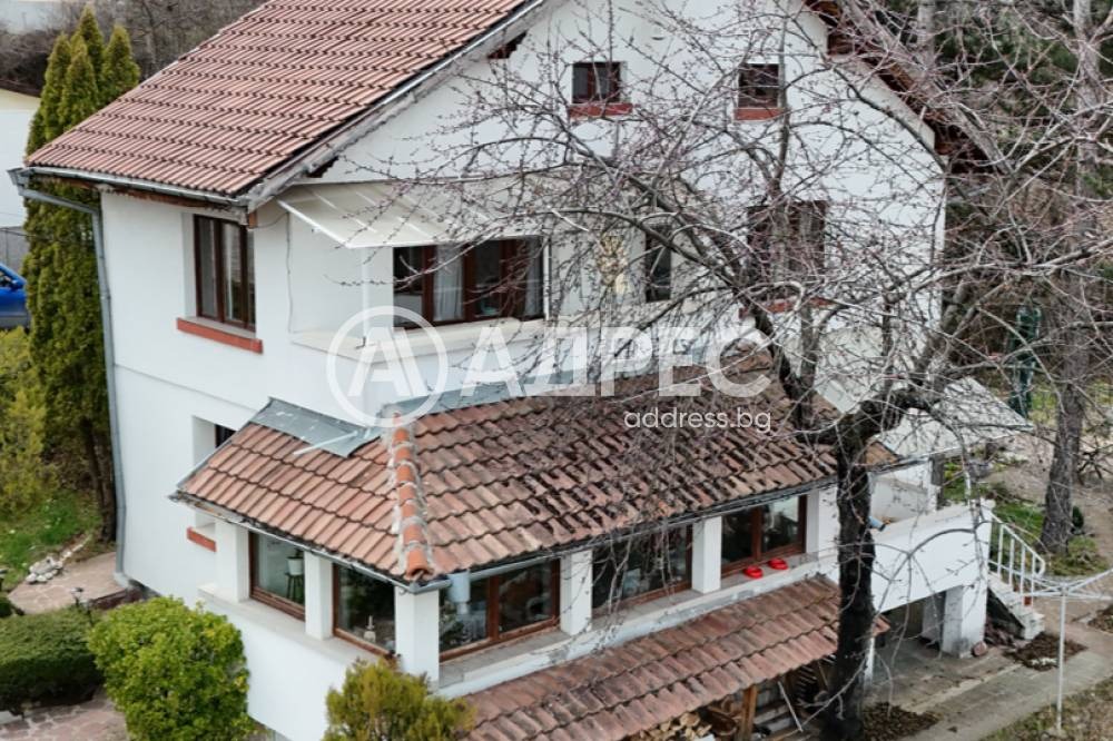 Продава КЪЩА, гр. София, Горна баня, снимка 12 - Къщи - 55096933