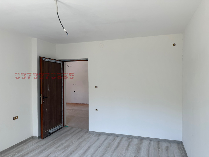 Продава КЪЩА, гр. Вършец, област Монтана, снимка 8 - Къщи - 52782335