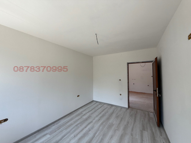 Продава КЪЩА, гр. Вършец, област Монтана, снимка 7 - Къщи - 52782335