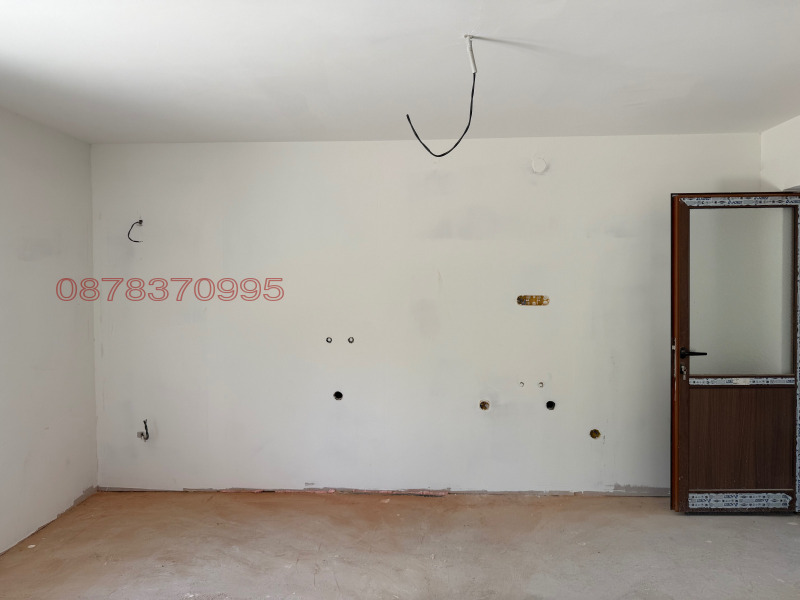 Продава КЪЩА, гр. Вършец, област Монтана, снимка 12 - Къщи - 52782335