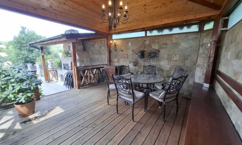 Продава  Хотел област София , с. Заселе , 687 кв.м | 64616071 - изображение [7]