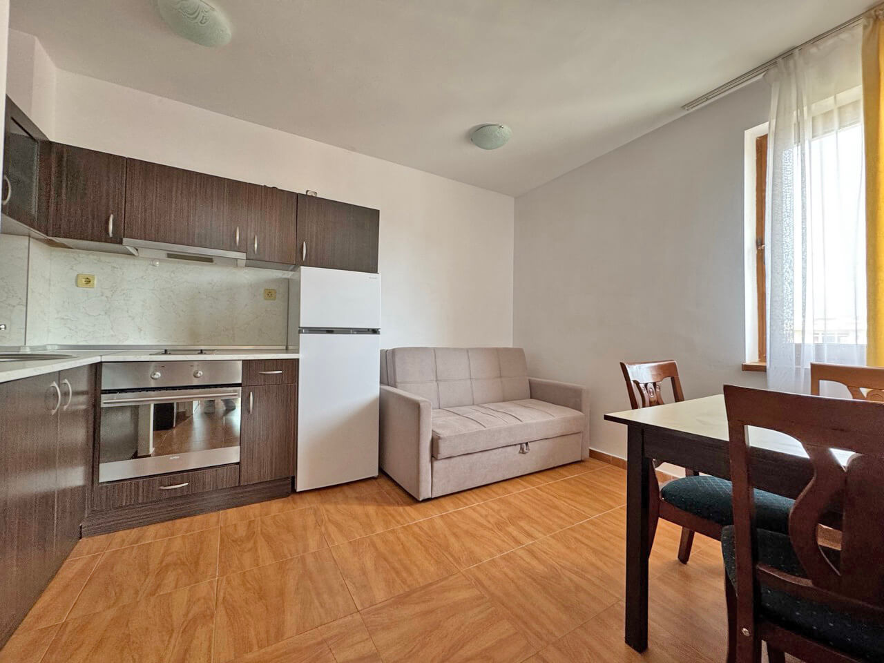 Продава 2-СТАЕН, к.к. Слънчев бряг, област Бургас