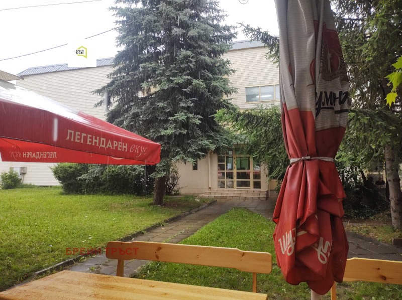 Продава ПРОМ. ПОМЕЩЕНИЕ в град Велико Търново, Бузлуджа - 2244 кв.м / 995 000 € » 1 946 050.85 лв., БРЕЙН ТРЪСТ