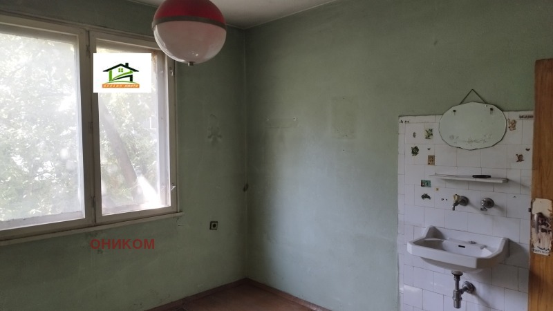 For Sale  3+ bedroom Pazardzhik , Idealen tsentar , 203 sq.m | 46414476 - image [14]