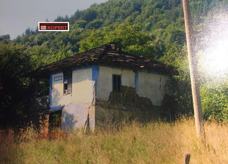 Продава КЪЩА, с. Скандалото, област Ловеч, снимка 1 - Къщи - 38095321