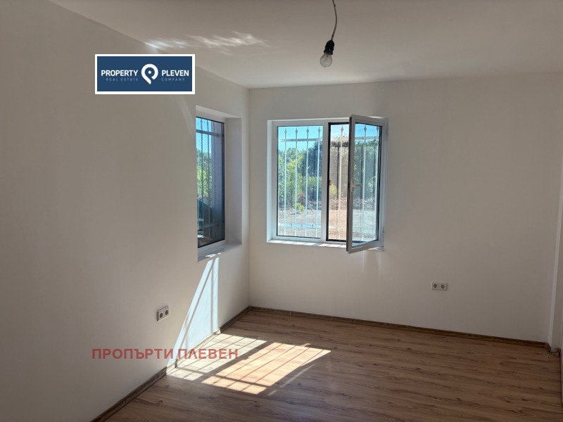 Till salu  Hus region Pleven , Totleben , 120 kvm | 37699590 - bild [10]